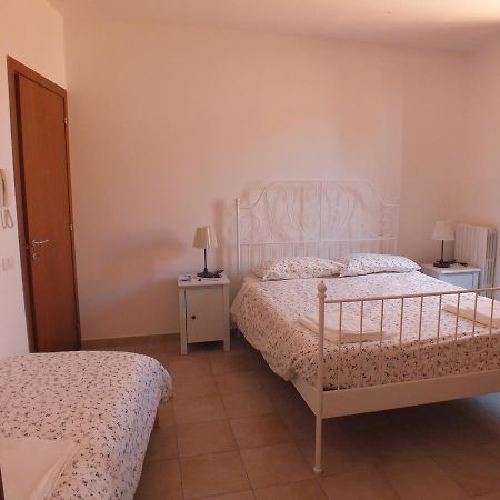 Il Torrione Bed & Breakfast Iesi Dış mekan fotoğraf